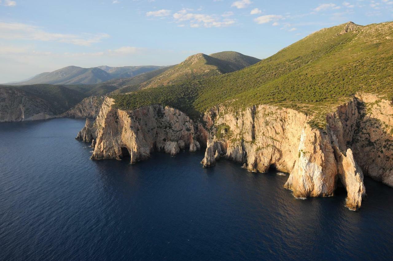 Villa Brezza Marina Nebida Esterno foto